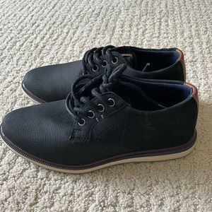 Max & Jake Boys Shoes Black Size 13M
New/Never worn 
#max&jake #boys #shoes